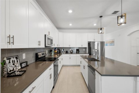 Villa ou maison à louer à Davenport, Floride: 6 chambres, 304.25 m2 № 2148563 - photo 16