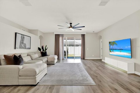 Villa ou maison à vendre à Wesley Chapel, Floride: 4 chambres, 219.81 m2 № 2432659 - photo 14