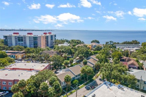 Touwnhouse à vendre à Tampa, Floride: 2 chambres, 118.91 m2 № 1913387 - photo 30