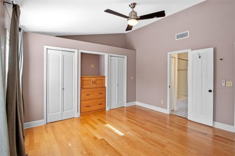 Touwnhouse à vendre à Tampa, Floride: 2 chambres, 118.91 m2 № 1913387 - photo 18