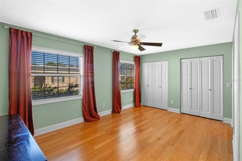 Touwnhouse à vendre à Tampa, Floride: 2 chambres, 118.91 m2 № 1913387 - photo 24