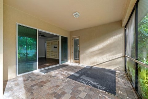 House in Brandon, Florida 4 bedrooms, 267.19 sq.m. № 1829178 - photo 30