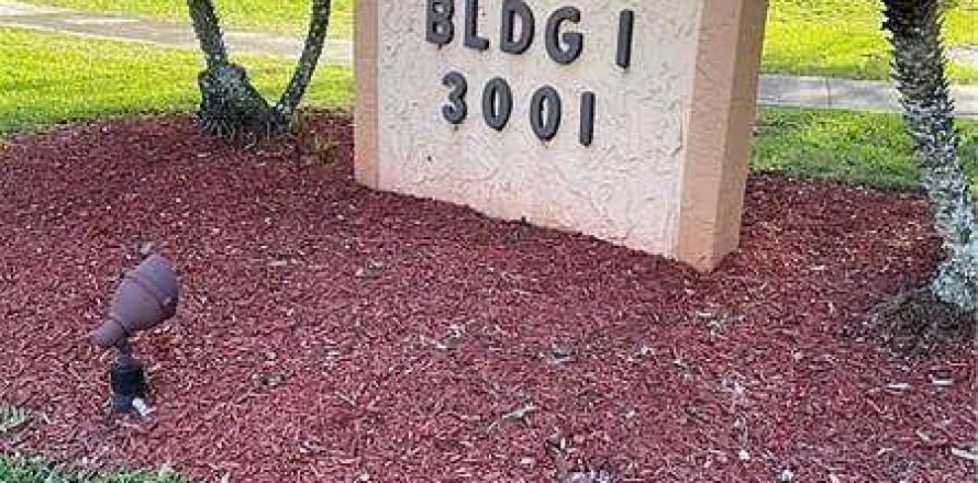 Condo in Davie, Florida, 1 bedroom  № 2182431