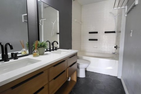 Copropriété à vendre à Orlando, Floride: 1 chambre, 73.02 m2 № 1818957 - photo 13