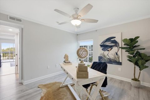 Condo in Saint Petersburg, Florida, 3 bedrooms № 2231189 - photo 28