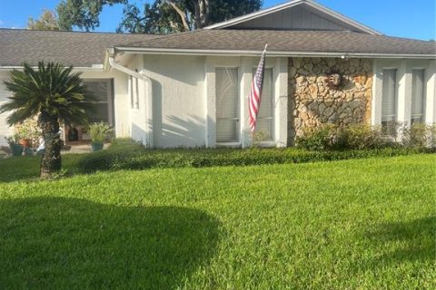 Villa ou maison à vendre à Altamonte Springs, Floride: 3 chambres, 157.1 m2 № 2425325 - photo 2