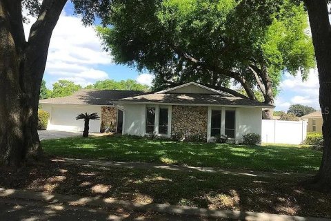 Villa ou maison à Altamonte Springs, Floride 3 chambres, 157.1 m2 № 2425325