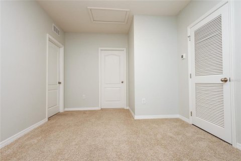 Villa ou maison à vendre à Tavares, Floride: 4 chambres, 225.94 m2 № 2348255 - photo 5