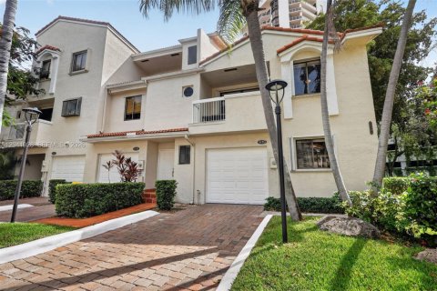 Condo in Aventura, Florida, 4 bedrooms  № 2186348 - photo 3