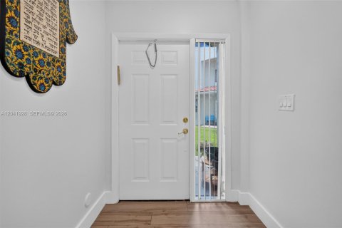 Condo in Aventura, Florida, 4 bedrooms  № 2186348 - photo 7