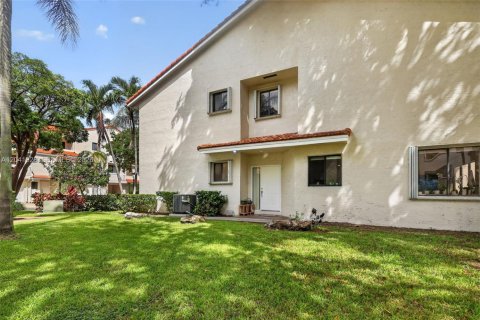 Condo in Aventura, Florida, 4 bedrooms  № 2186348 - photo 5