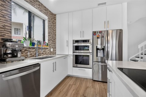Condo in Aventura, Florida, 4 bedrooms  № 2186348 - photo 19