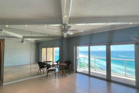 Condo in Clearwater, Florida, 1 bedroom  № 1911104 - photo 5