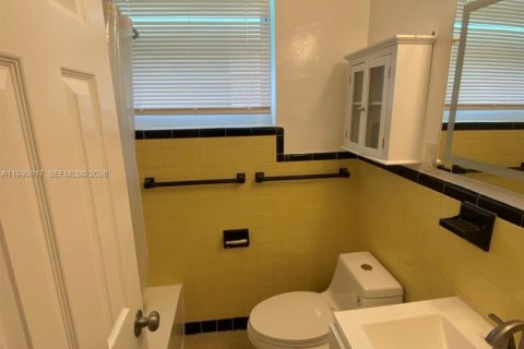 Снять в аренду квартиру в Серфсайд, Флорида № 2058953 - фото 8