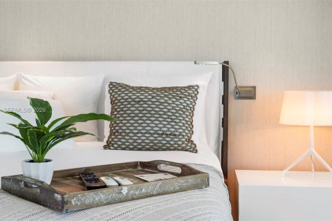 Condo in Miami Beach, Florida, 3 bedrooms № 2081345 - photo 16