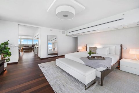 Condo in Miami Beach, Florida, 3 bedrooms № 2081345 - photo 15