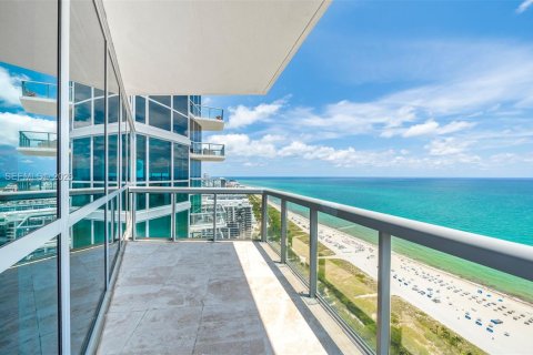 Condo in Miami Beach, Florida, 3 bedrooms № 2081345 - photo 23