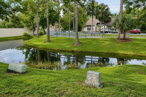 House in Largo, Florida 2 bedrooms, 96.25 sq.m. № 2152026 - photo 22