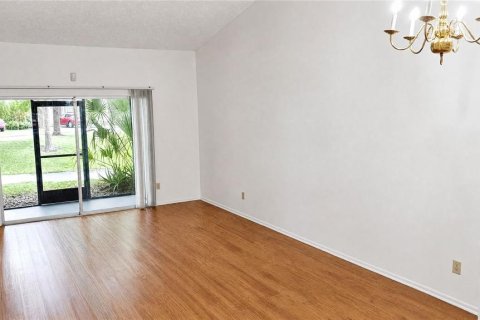 House in Largo, Florida 2 bedrooms, 96.25 sq.m. № 2152026 - photo 4