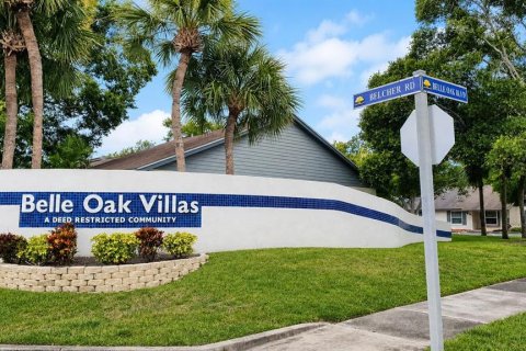 House in Largo, Florida 2 bedrooms, 96.25 sq.m. № 2152026 - photo 23