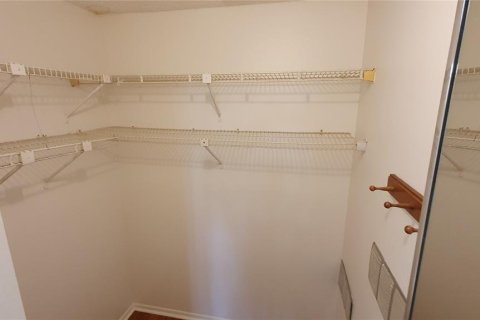 House in Largo, Florida 2 bedrooms, 96.25 sq.m. № 2152026 - photo 12