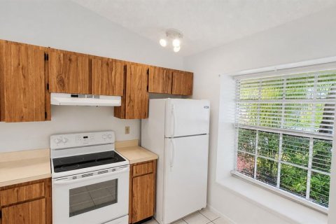 House in Largo, Florida 2 bedrooms, 96.25 sq.m. № 2152026 - photo 5