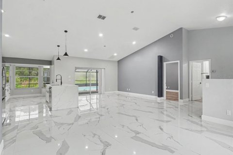 Villa ou maison à vendre à Punta Gorda, Floride: 3 chambres, 171.68 m2 № 2312831 - photo 5