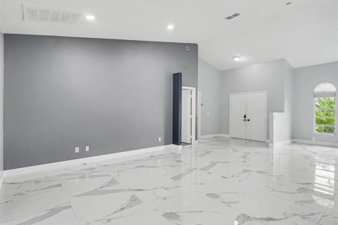 Villa ou maison à vendre à Punta Gorda, Floride: 3 chambres, 171.68 m2 № 2312831 - photo 7