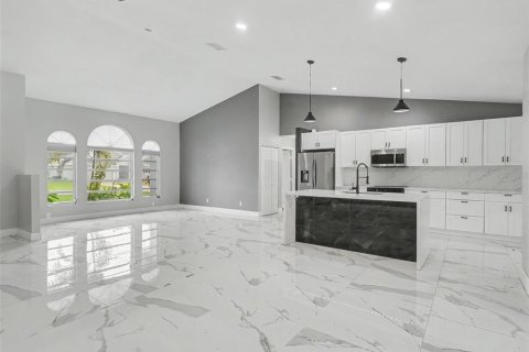 Villa ou maison à vendre à Punta Gorda, Floride: 3 chambres, 171.68 m2 № 2312831 - photo 9