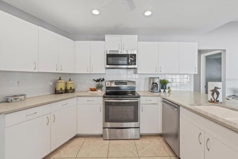 Casa en venta en Bradenton, Florida, 3 dormitorios, 225.75 m2 № 1800051 - foto 10