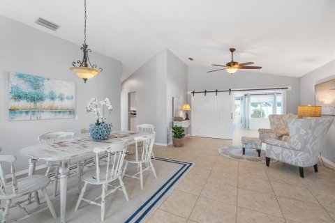 Casa en venta en Bradenton, Florida, 3 dormitorios, 225.75 m2 № 1800051 - foto 3