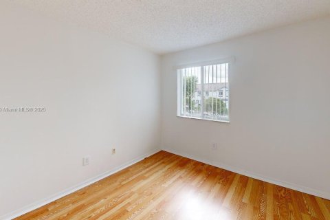 Adosado en alquiler en Homestead, Florida, 3 dormitorios, 134.89 m2 № 1956035 - foto 10