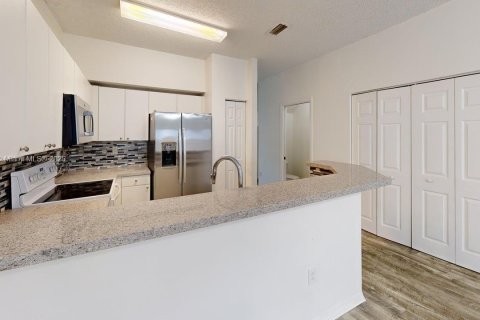 Adosado en alquiler en Homestead, Florida, 3 dormitorios, 134.89 m2 № 1956035 - foto 2