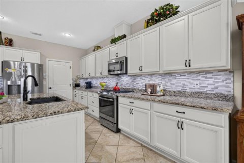 Villa ou maison à vendre à Groveland, Floride: 3 chambres, 221.01 m2 № 2423679 - photo 16