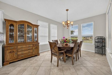 Villa ou maison à vendre à Groveland, Floride: 3 chambres, 221.01 m2 № 2423679 - photo 20