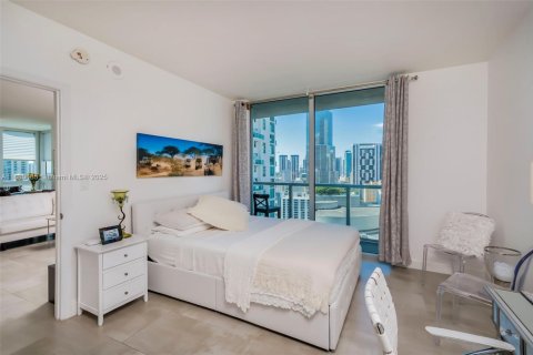 Condo in Miami, Florida, 2 bedrooms  № 1929106 - photo 8