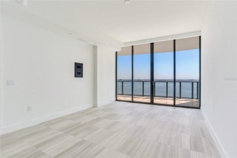 Condo in Tampa, Florida, 3 bedrooms № 2231697 - photo 19