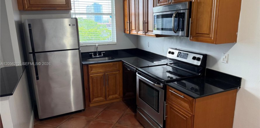 Condo à North Bay Village, Floride, 1 chambre  № 2186952
