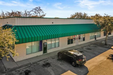 Immobilier commercial à vendre à Orlando, Floride: 119.1 m2 № 2217288 - photo 2