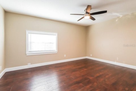 Casa en alquiler en Tampa, Florida, 4 dormitorios, 171.68 m2 № 1880652 - foto 9
