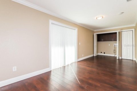 Casa en alquiler en Tampa, Florida, 4 dormitorios, 171.68 m2 № 1880652 - foto 7
