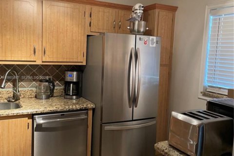 Купить кондоминиум в Делрей-Бич, Флорида 2 спальни, 95.04м2, № 2048844 - фото 10