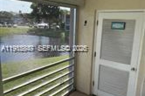 Купить кондоминиум в Делрей-Бич, Флорида 2 спальни, 95.04м2, № 2048844 - фото 6