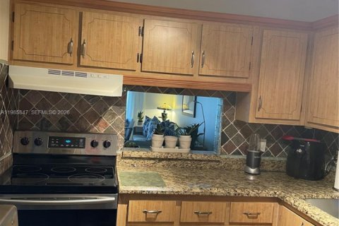 Купить кондоминиум в Делрей-Бич, Флорида 2 спальни, 95.04м2, № 2048844 - фото 12