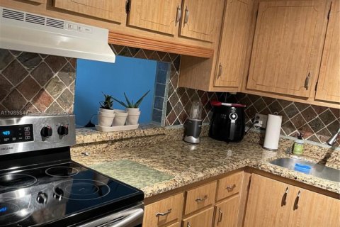 Купить кондоминиум в Делрей-Бич, Флорида 2 спальни, 95.04м2, № 2048844 - фото 9