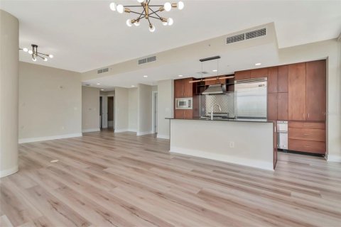 Condominio en venta en Tampa, Florida, 2 dormitorios, 128.11 m2 № 1874019 - foto 9