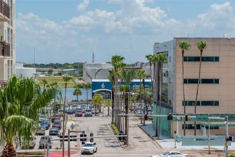 Condominio en venta en Tampa, Florida, 2 dormitorios, 128.11 m2 № 1874019 - foto 23