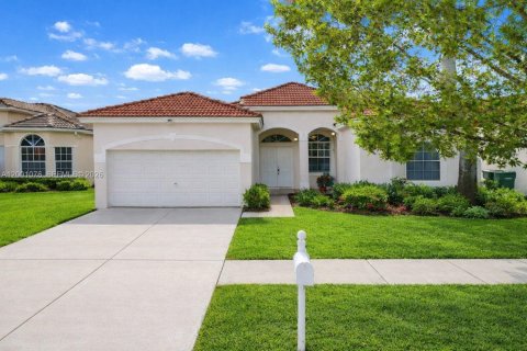 Casa en Homestead, Florida 4 dormitorios, 191.38 m2 № 2066898