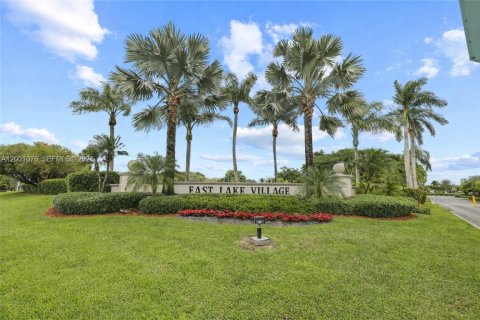 House in Homestead, Florida 4 bedrooms, 191.38 sq.m. № 2066898 - photo 28