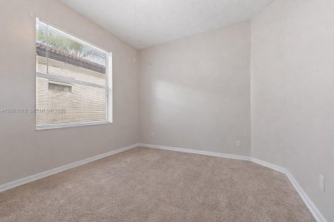 House in Homestead, Florida 4 bedrooms, 191.38 sq.m. № 2066898 - photo 15